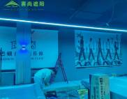 臺球廳噴繪手動卷簾實(shí)景拍攝